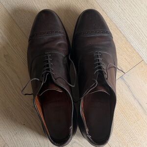 Allen Edmonds Fifth Avenue 9.5 D Oxfords in dark brown